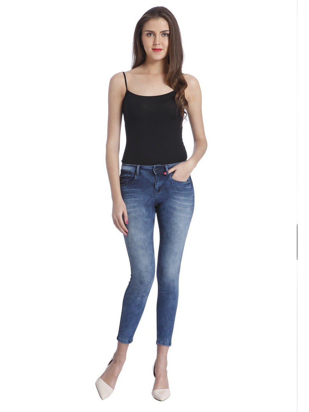 Casual Light Wash Jeans slot1